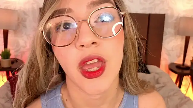 Paolagh  online show from 03/28/26, 03:40