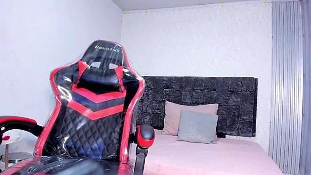 Snapshot of Brizza_H033 chatting on 02/25/26, 09:14 Brizza H033 online show from 02/25/26, 09:14