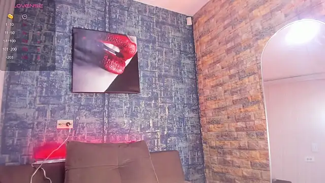 Snapshot of Brizza_H033 chatting on 02/06/26, 08:38 Brizza H033 online show from 02/06/26, 08:38