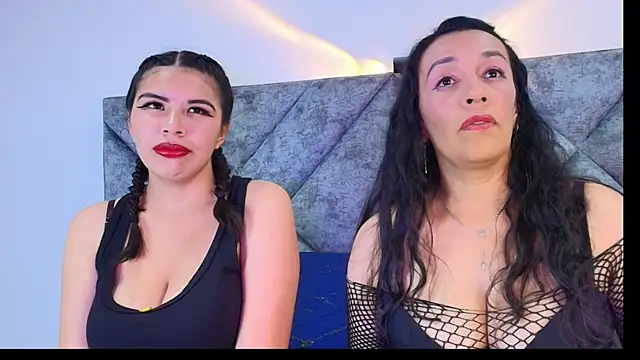 Nahomi rous777 online show from 11/28/25, 07:47