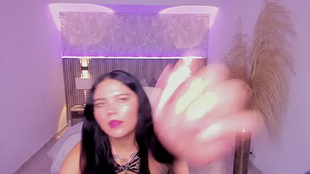 Snapshot of Allyson_brown_ chatting on 12/14/25, 11:49 Allyson brown online show from 12/14/25, 11:49