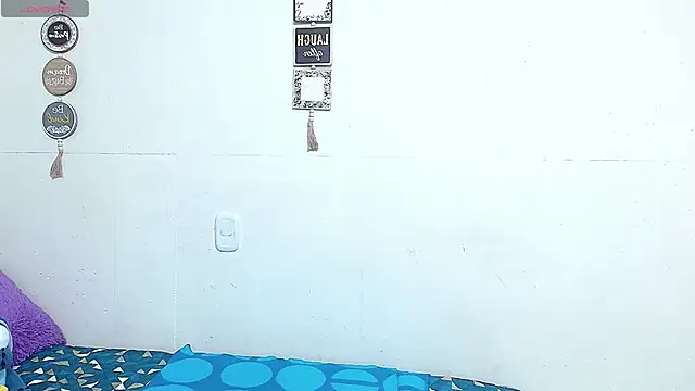 rose towers4 online show from 02/23/26, 11:49