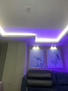 Snapshot of RossiRivers chatting on 03/30/26, 12:39 RossiRivers online show from 03/30/26, 12:39