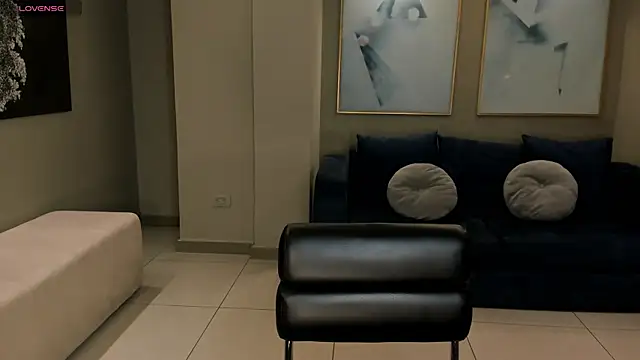 Snapshot of RossiRivers chatting on 01/08/26, 12:11 RossiRivers online show from 01/08/26, 12:11