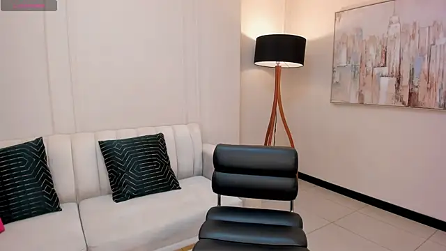 AmbarOwens online show from 12/04/25, 03:49