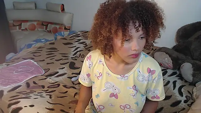 Snapshot of Nathaly_naughty chatting on 02/19/26, 11:12 Nathaly naughty online show from 02/19/26, 11:12