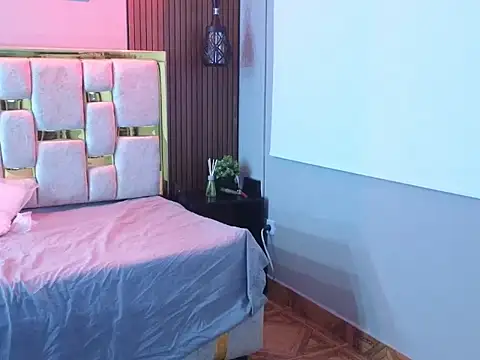  Caroline34 online show from 04/02/26, 10:44