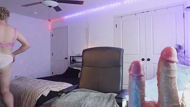 Mona The MILF online show from 12/03/25, 08:19