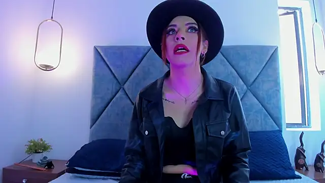 Lilith Zamara  online show from 12/01/25, 02:51