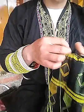 Alibabapi online show from 04/17/26, 03:42