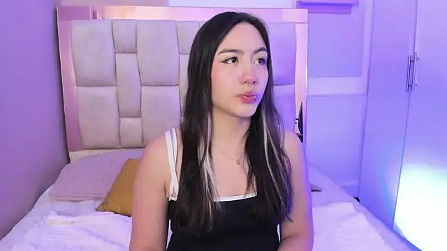 Snapshot of Nana__S chatting on 01/17/26, 03:10 Nana S online show from 01/17/26, 03:10