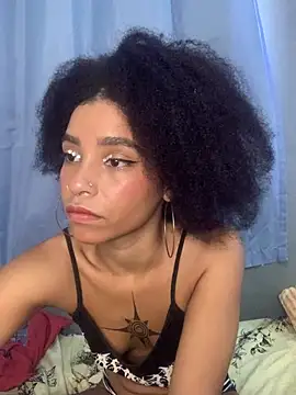 Lillith Bloom online show from 02/20/26, 01:02