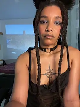 Lillith Bloom online show from 04/29/26, 07:09