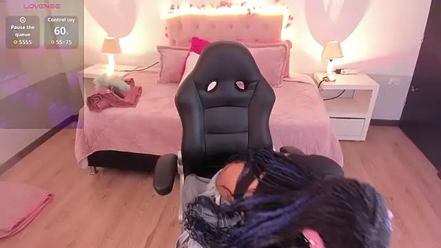 Samantha spike2 online show from 02/18/26, 07:32