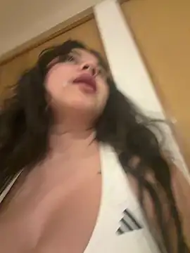 Charlyy1703 online show from 04/10/26, 03:46