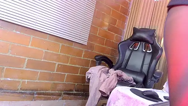 Lunaartistry online show from 12/20/25, 03:09