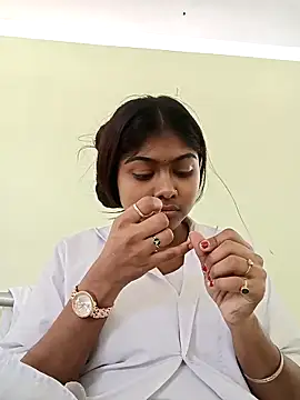 Cute diya023 online show from 03/28/26, 09:54