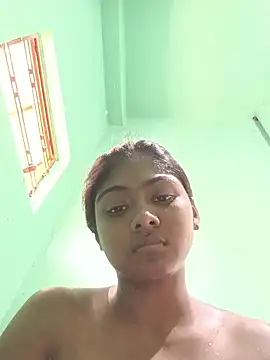 Cute diya023 online show from 05/24/26, 07:52