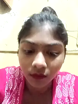 Cute diya023 online show from 05/16/26, 02:21