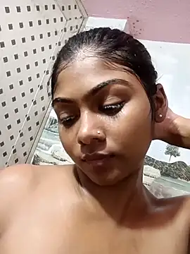 Cute diya023 online show from 04/22/26, 05:09