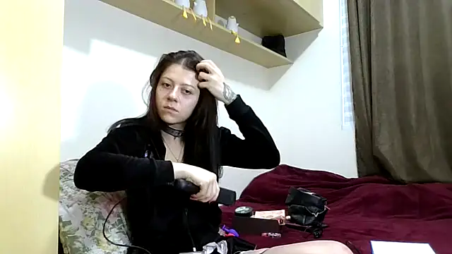 GabriellaManhas online show from 05/13/26, 12:06