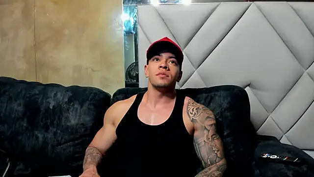 maddox santana online show from 12/21/25, 09:11