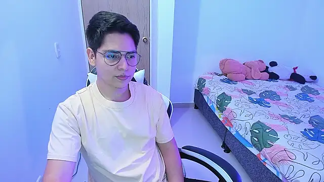 Asta YunoXXX online show from 02/23/26, 04:47