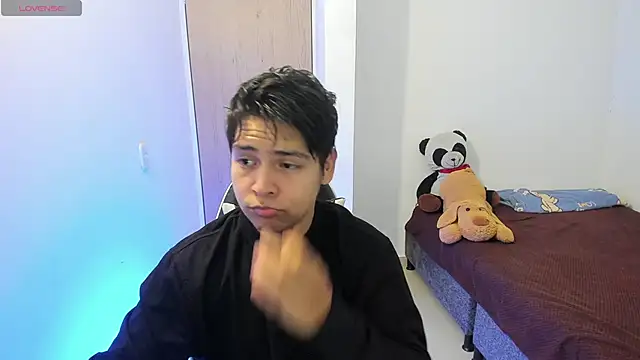 Asta YunoXXX online show from 04/05/26, 11:55