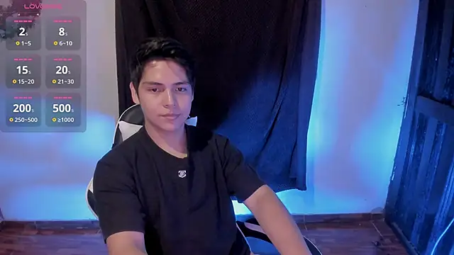 Snapshot of Asta_YunoXXX chatting on 12/20/25, 11:18 Asta YunoXXX online show from 12/20/25, 11:18