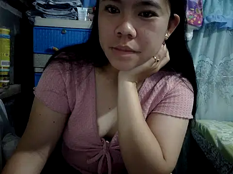 xxdreamgirl69 online show from 04/05/26, 10:05