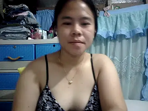 Snapshot of xxdreamgirl69 chatting on 06/05/26, 10:04 xxdreamgirl69 online show from 06/05/26, 10:04