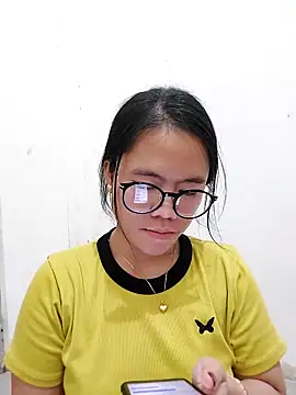 Snapshot of xxdreamgirl69 chatting on 02/23/26, 01:12 xxdreamgirl69 online show from 02/23/26, 01:12