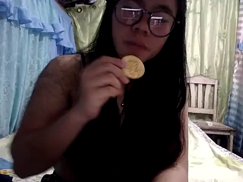 Snapshot of xxdreamgirl69 chatting on 02/04/26, 10:49 xxdreamgirl69 online show from 02/04/26, 10:49