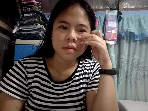 xxdreamgirl69 online show from 05/14/26, 04:42