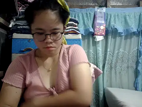 xxdreamgirl69 online show from 05/15/26, 10:19