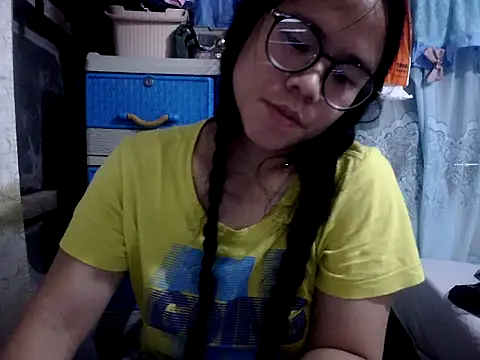 Snapshot of xxdreamgirl69 chatting on 02/11/26, 01:27 xxdreamgirl69 online show from 02/11/26, 01:27