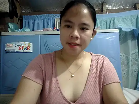 Snapshot of xxdreamgirl69 chatting on 06/24/26, 11:24 xxdreamgirl69 online show from 06/24/26, 11:24
