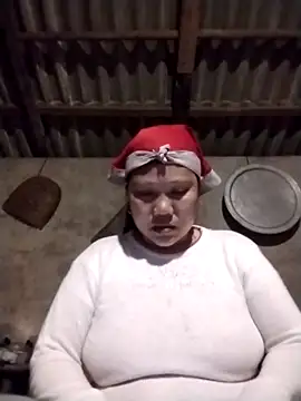 Snapshot of LeoPet2x chatting on 03/13/26, 05:51 LeoPet2x online show from 03/13/26, 05:51