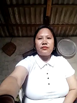 Snapshot of LeoPet2x chatting on 02/16/26, 08:57 LeoPet2x online show from 02/16/26, 08:57