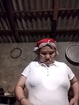 Snapshot of LeoPet2x chatting on 03/24/26, 11:21 LeoPet2x online show from 03/24/26, 11:21