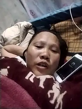 Snapshot of LeoPet2x chatting on 03/11/26, 05:12 LeoPet2x online show from 03/11/26, 05:12