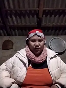 Snapshot of LeoPet2x chatting on 03/06/26, 11:16 LeoPet2x online show from 03/06/26, 11:16