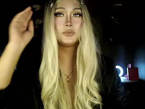 urfuckingdoll69 online show from 05/17/26, 07:41