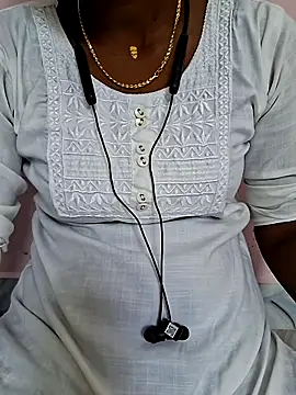 Tamil Laksh online show from 12/18/25, 05:56