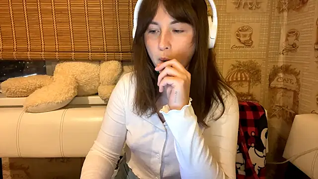 Snapshot of Tessa_Muse chatting on 12/04/25, 03:33 Tessa Muse online show from 12/04/25, 03:33