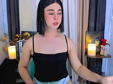 Snapshot of Seductive_Paloma chatting on 07/15/26, 01:29 Seductive Paloma online show from 07/15/26, 01:29