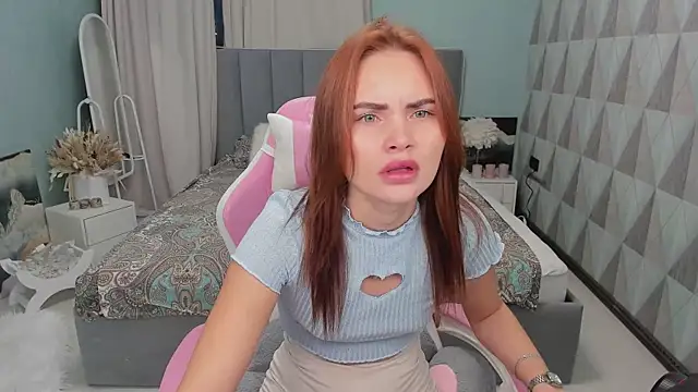 Anna Dreamer online show from 11/29/25, 12:05