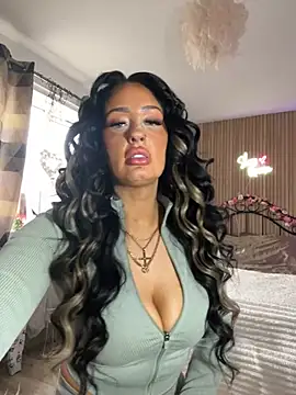 Snapshot of Lolaxox_ chatting on 01/19/26, 11:47 Lolaxox online show from 01/19/26, 11:47