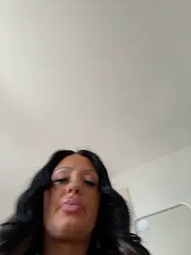 Lolaxox  online show from 03/05/26, 12:13