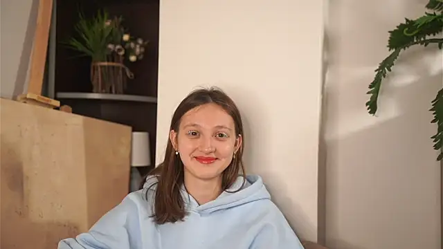 CatherinAdank online show from 12/02/25, 04:14